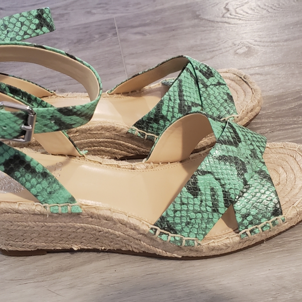 Vince Camuto Wedges size 8
